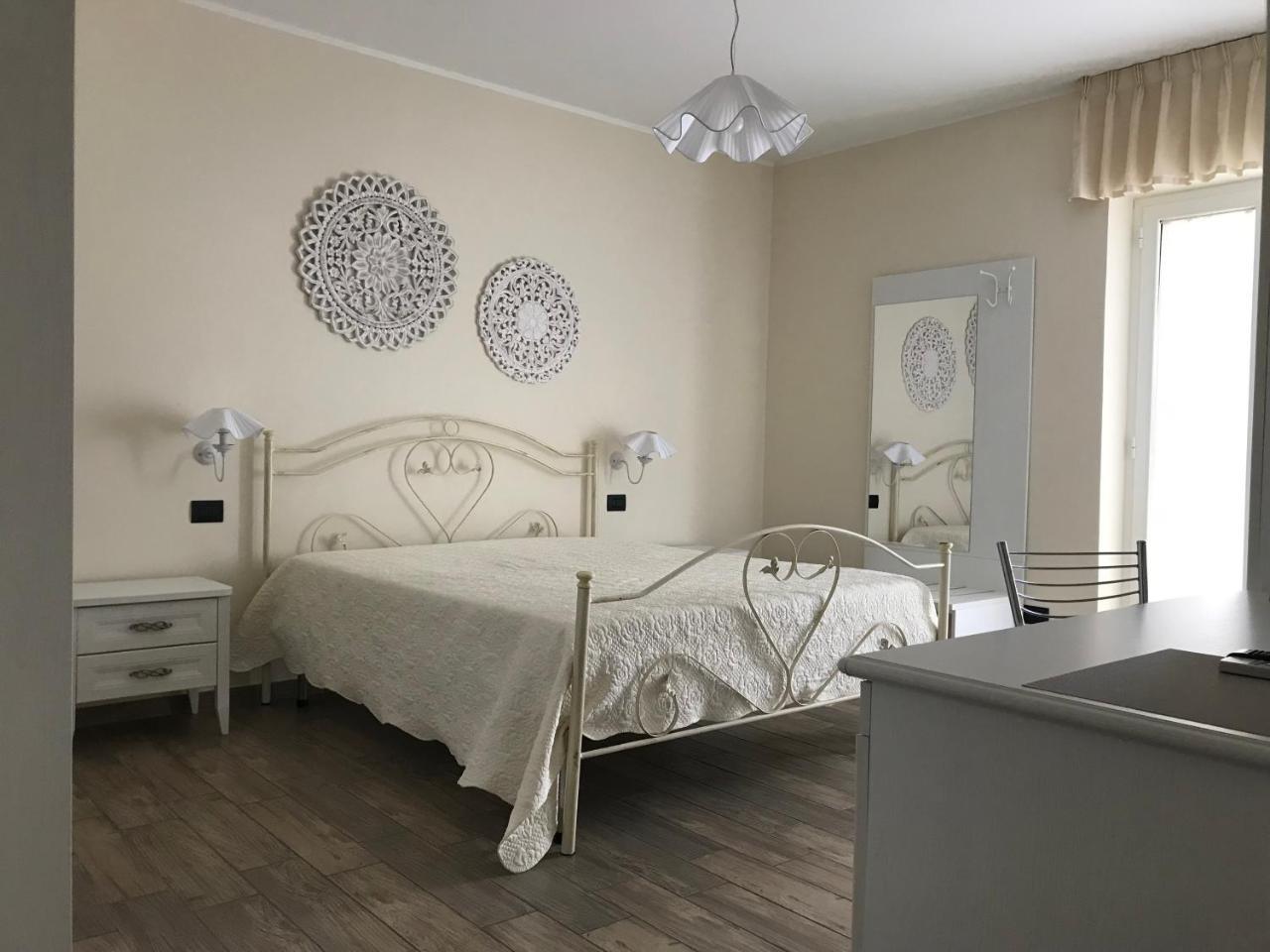 Bed And Breakfast Sun Wine Taranto Exterior foto
