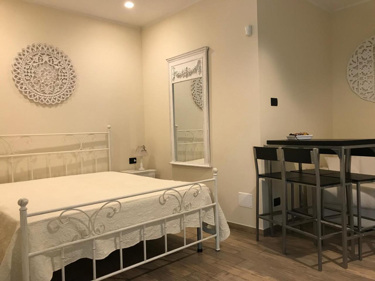 Bed And Breakfast Sun Wine Taranto Exterior foto